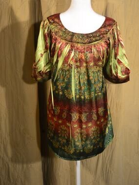 B.L.E.U. Women’s Small Paisley Boho Tunic Blouse Beaded Satin Cutout Sleeve Top